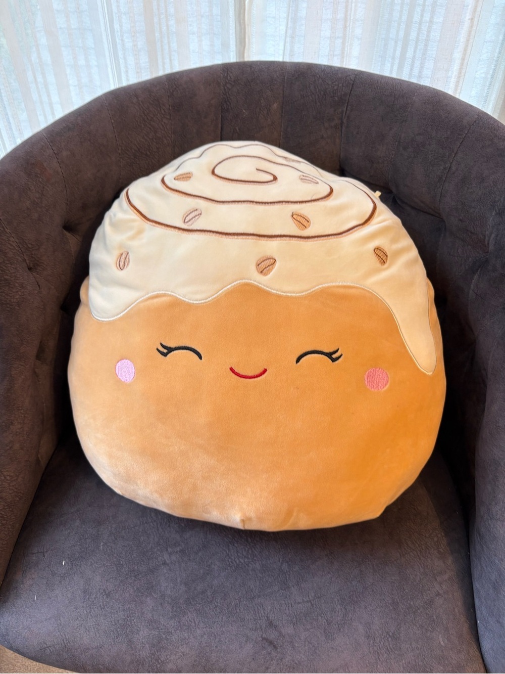 Chanel the Cinnamon Roll Squishmallow “18